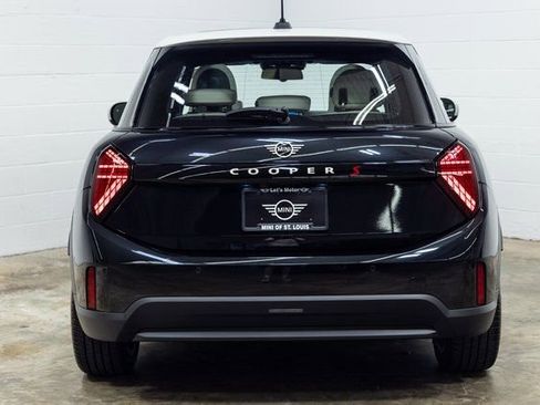 Certified 2025 MINI Cooper S image 9