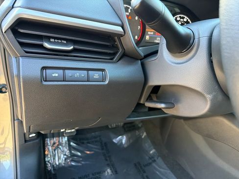 Used 2025 Nissan Altima 2.5 S image 16