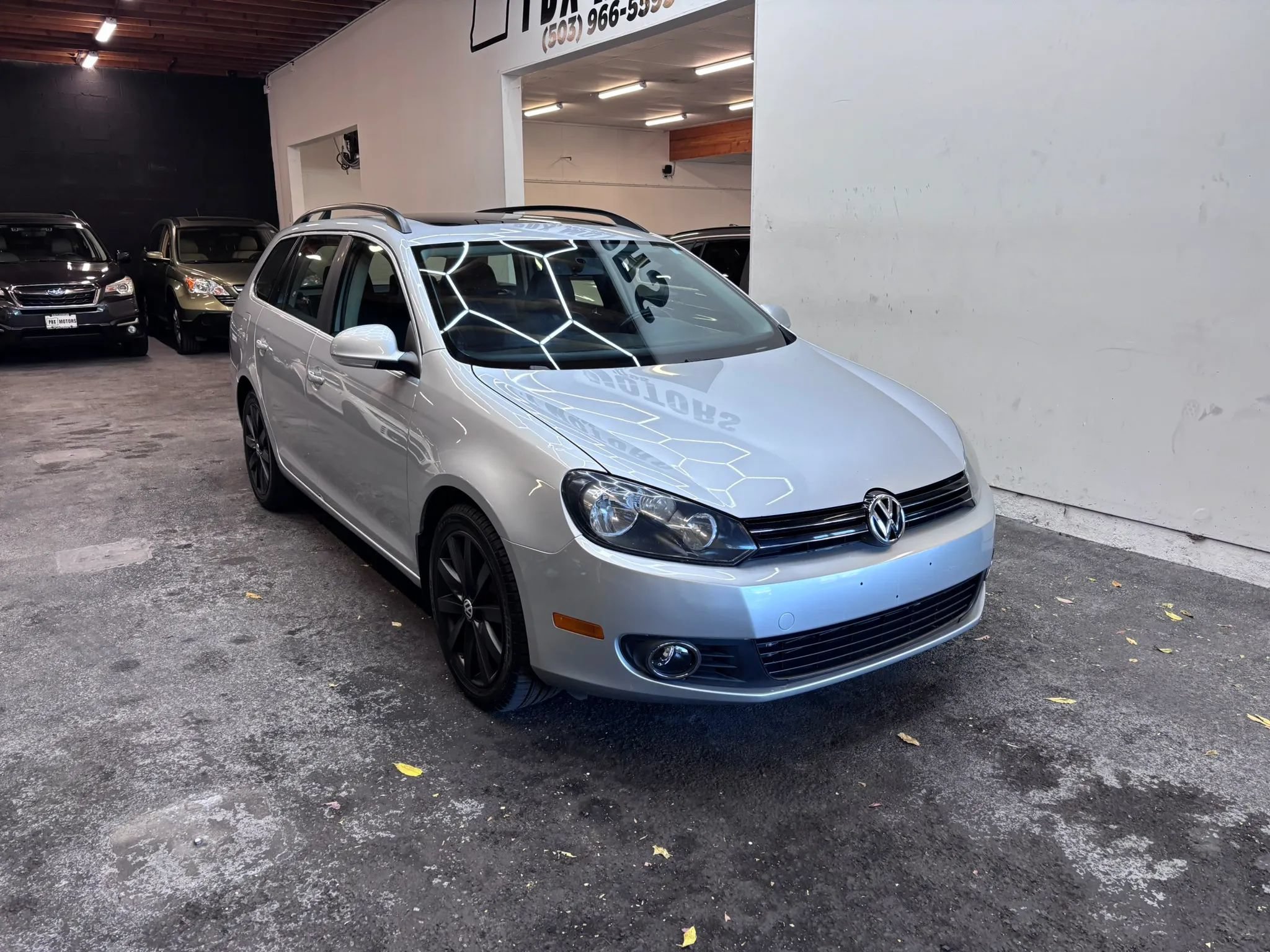Used 2013 Volkswagen Jetta TDI FWD image 2