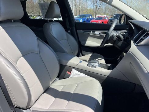 Used 2023 INFINITI QX50 Luxe image 25