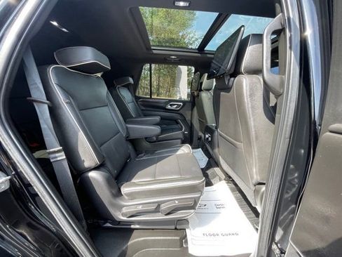 Used 2021 GMC Yukon SLT w/ SLT Premium Package image 27