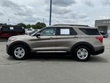 Used 2021 Ford Explorer XLT image 3