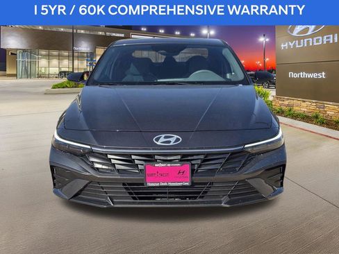 Certified 2025 Hyundai Elantra Sport FWD image 8