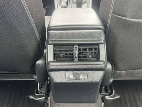 Used 2025 Honda Accord LX image 42
