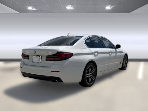 Used 2021 BMW 530i xDrive AWD/4WD image 9