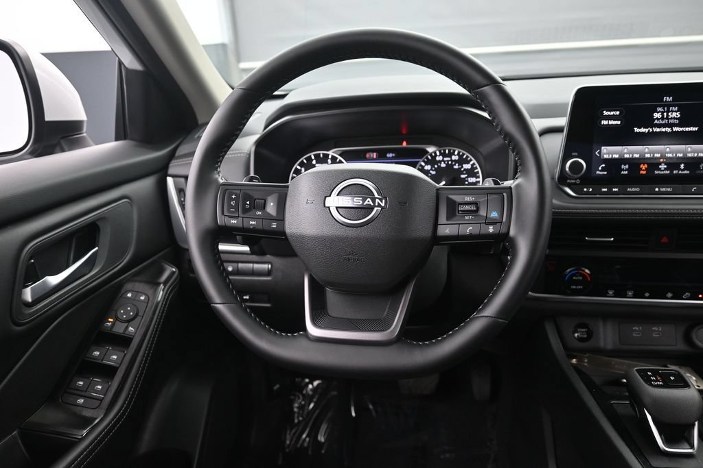 Certified 2026 Nissan Rogue SV AWD/4WD image 30