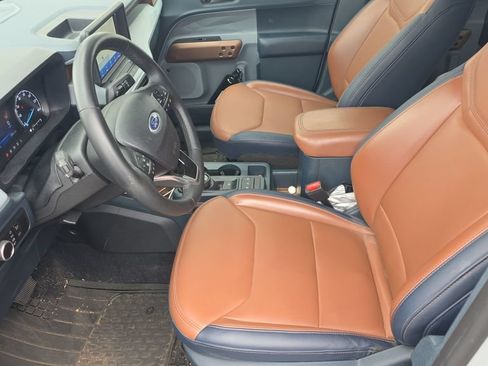 Used 2023 Ford Maverick Lariat w/ Lariat Luxury Package FWD image 15