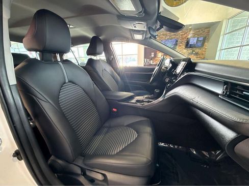 Used 2024 Toyota Camry SE FWD image 29