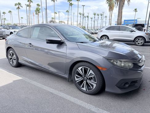 Used 2016 Honda Civic EX-T image 2