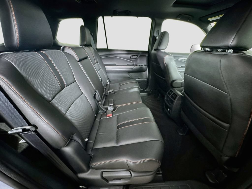 Used 2023 Honda Passport TrailSport image 29