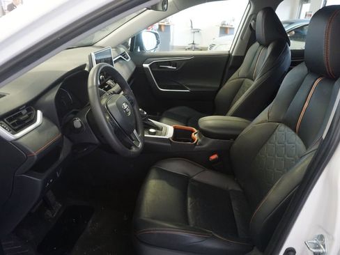 Used 2024 Toyota RAV4 Adventure AWD/4WD image 17