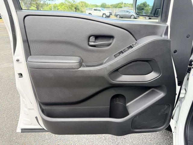 Used 2022 Nissan Frontier S w/ Technology Package RWD image 14