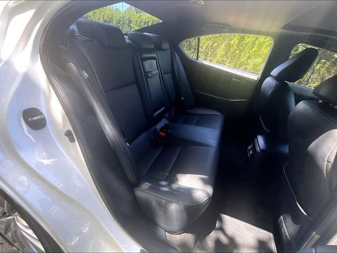 Used 2023 Lexus IS 300 w/ Premium Package RWD image 37