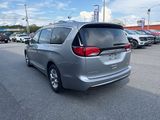 Used 2019 Chrysler Pacifica Limited image 5
