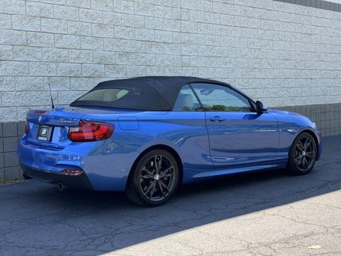 Used 2016 BMW M235i xDrive Convertible AWD/4WD image 17