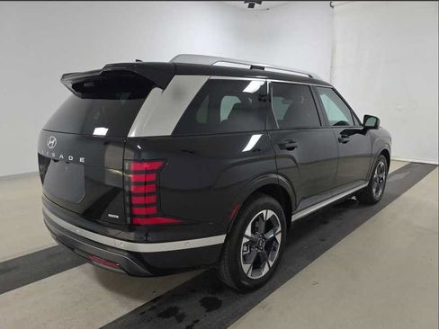 Used 2026 Hyundai Palisade Limited AWD/4WD image 15