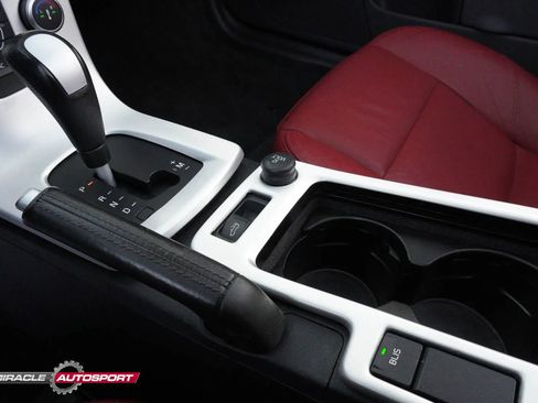 Used 2012 Volvo C70 T5 w/ Dynamic Trim Pkg image 40