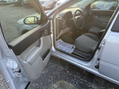 Used 2006 Ford Focus S image 9