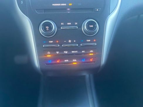 Used 2015 Lincoln MKC Base w/ Equipment Group 102A Reserve image 15