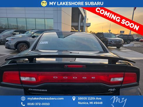 Used 2013 Dodge Charger SE w/ Connectivity Group image 8