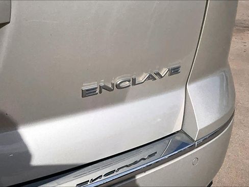Used 2013 Buick Enclave Premium image 9