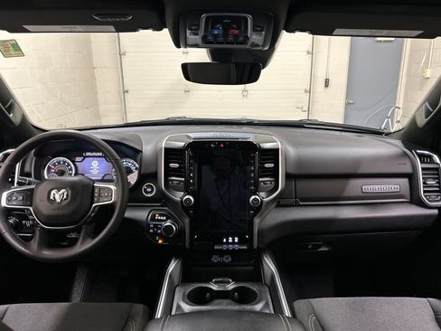 Used 2025 RAM 1500 Big Horn AWD/4WD image 16