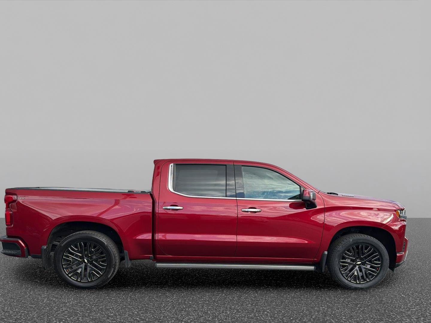 Certified 2020 Chevrolet Silverado 1500 High Country w/ Technology Package AWD/4WD image 4
