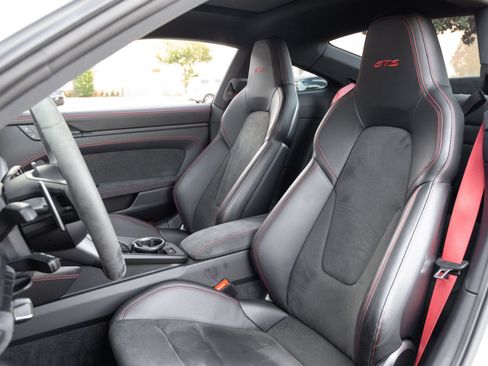 Certified 2023 Porsche 911 Carrera GTS RWD image 4