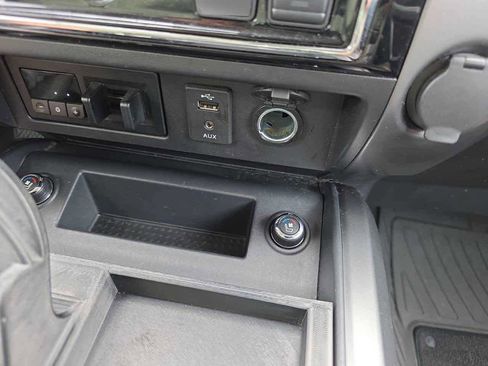 Used 2018 Nissan Titan Platinum Reserve w/ Platinum Utility Package image 25