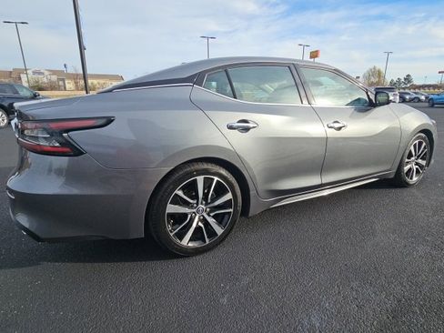 Used 2023 Nissan Maxima SV w/ Floor Mat Group image 5