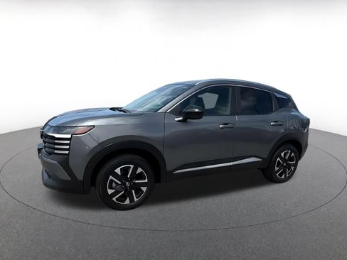 Used 2026 Nissan Kicks SV w/ Cold Weather Package AWD/4WD image 8