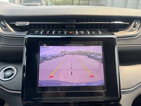 Used 2023 Jeep Grand Cherokee L Laredo AWD/4WD image 20