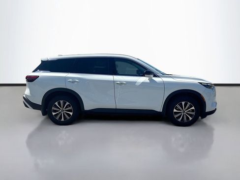 Used 2025 INFINITI QX60 Pure FWD image 2