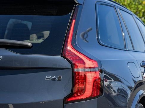 New 2026 Volvo XC90 B6 Ultra w/ Lounge Package image 6