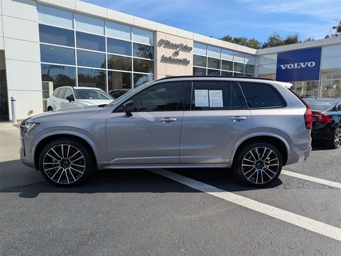 Used 2026 Volvo XC90 B6 Ultra w/ Lounge Package image 3