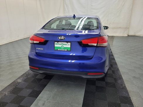 Used 2017 Kia Forte LX FWD image 7