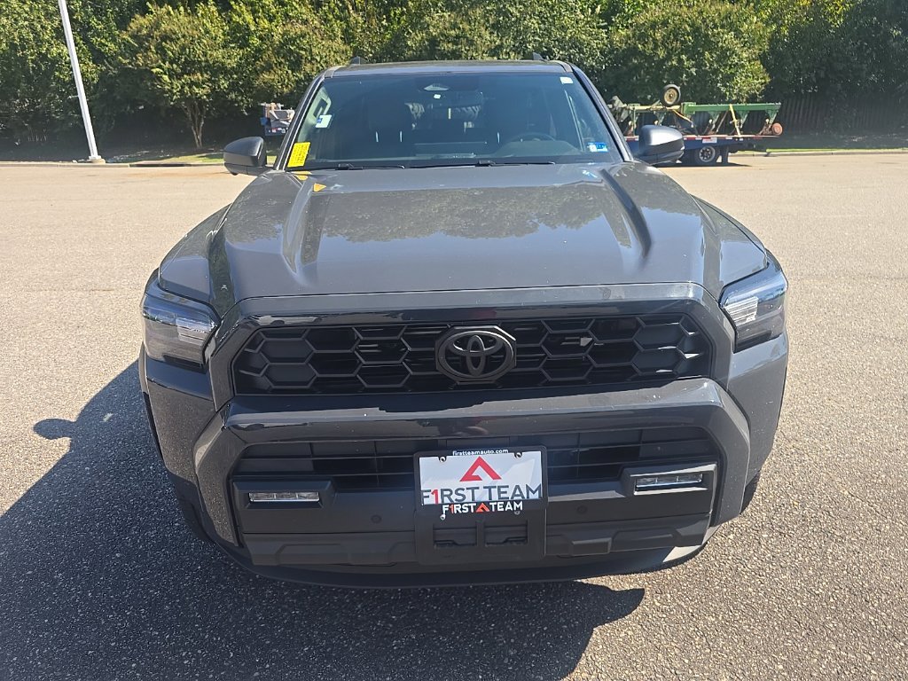 Used 2026 Toyota 4Runner TRD Off-Road Premium AWD/4WD image 2