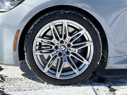 Used 2025 BMW M2 w/ Lighting Package image 9