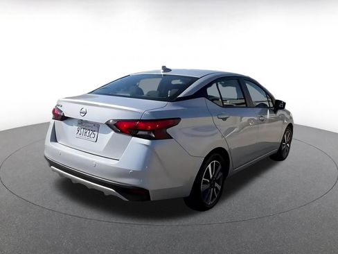 Used 2025 Nissan Versa SV image 15
