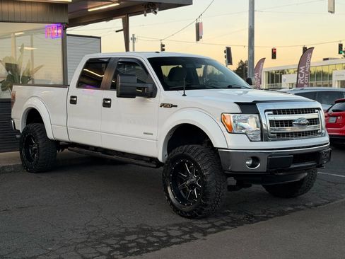 Used 2014 Ford F150 XLT w/ XTR Package image 3