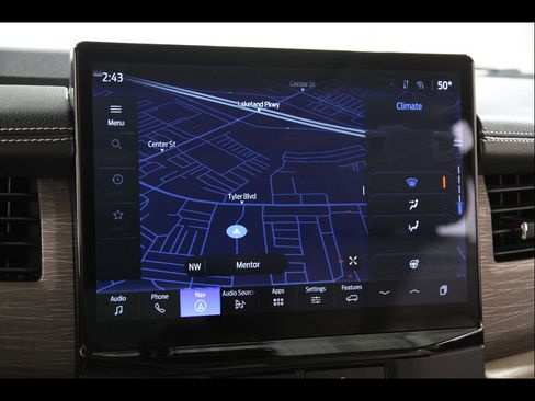 Used 2024 Ford Expedition Limited image 12