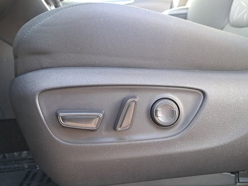 New 2025 Toyota RAV4 XLE image 14