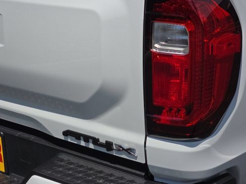 Used 2023 GMC Canyon AT4X AWD/4WD image 27