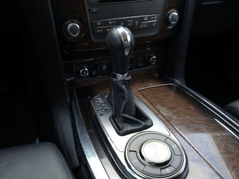 Used 2014 INFINITI QX80 2WD w/ Deluxe Touring Package image 15
