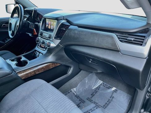 Used 2019 Chevrolet Tahoe LS w/ Enhanced Driver Alert Package RWD image 33