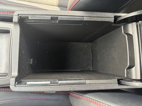 Used 2017 Toyota Camry SE FWD image 27