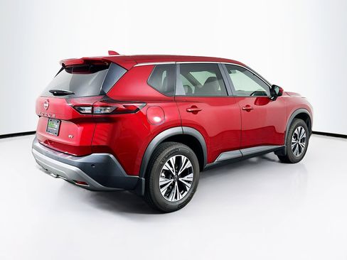 Used 2023 Nissan Rogue SV image 9