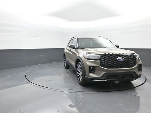 New 2026 Ford Explorer ST-Line AWD/4WD image 2
