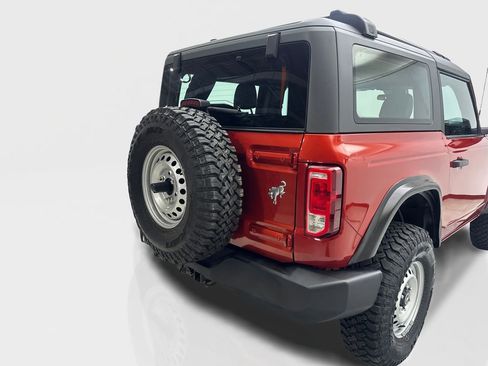 Used 2023 Ford Bronco 2-Door AWD/4WD image 18