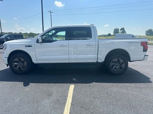 New 2025 Ford F150 Lightning Lariat w/ Max Trailer Tow Package image 32